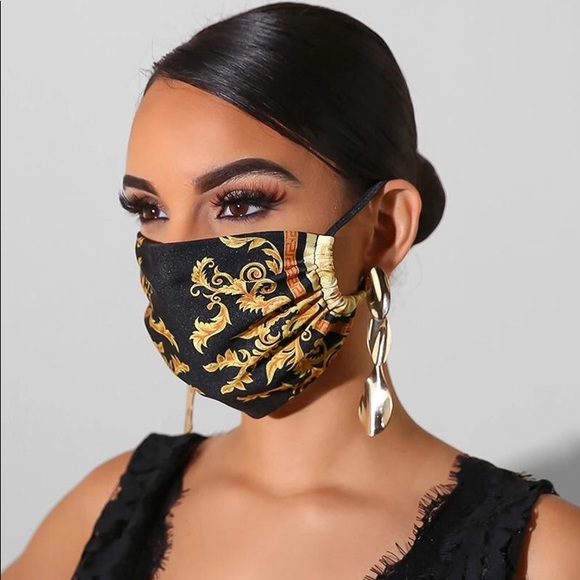 Face Mask ✨ - Picture 2 of 3